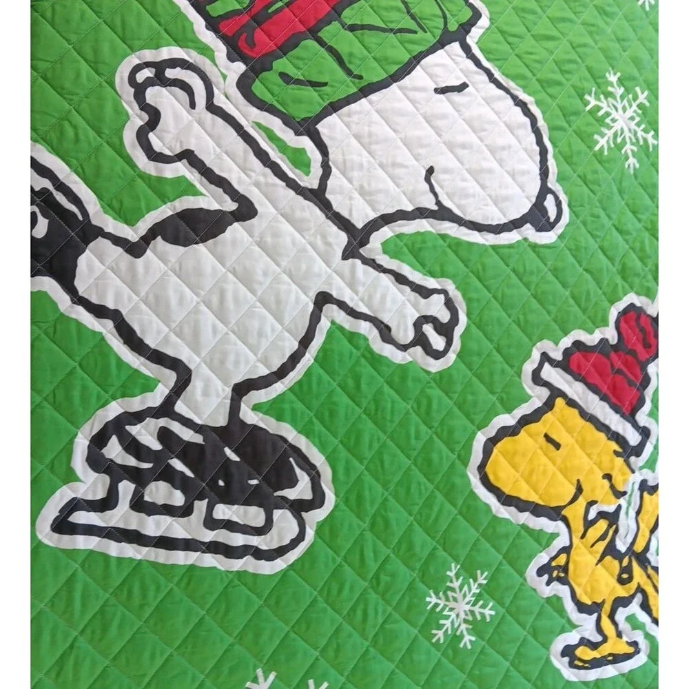 Twin Size Franco & Sons Snoopy Peanuts Christmas Holiday 2 Piece Quilt Set Green